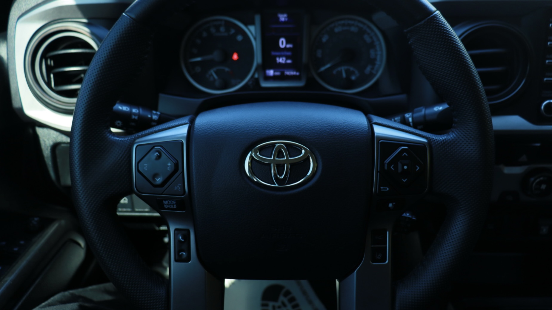 2020 Toyota Tacoma SR5 2WD completo