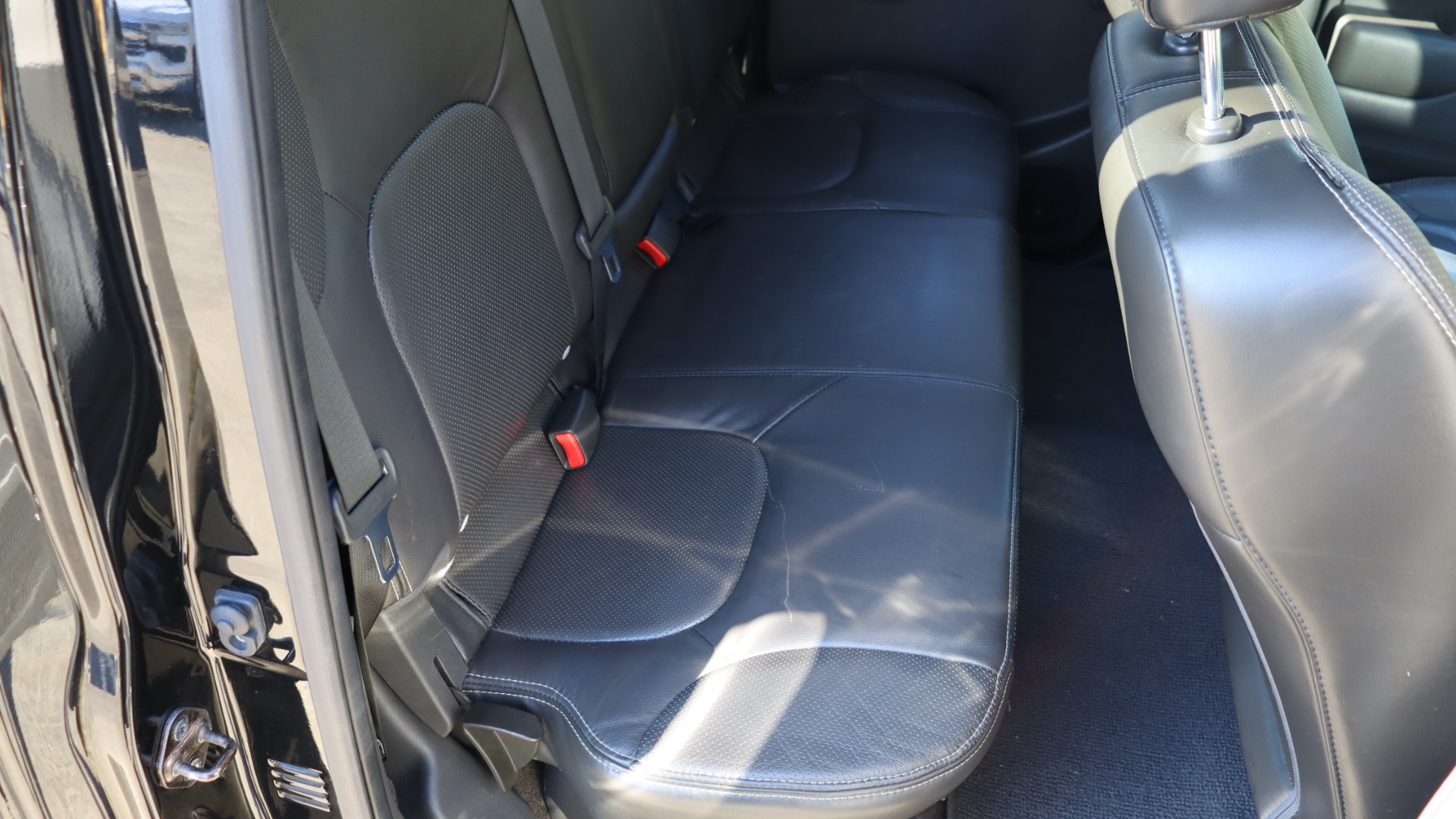 2016 Nissan Frontier S completo