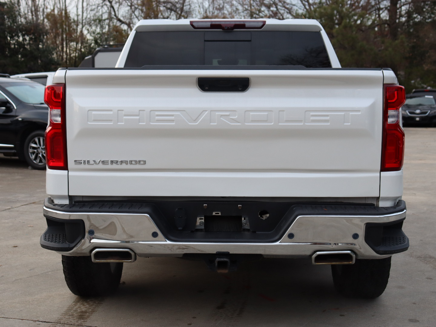 2023 Chevrolet Silverado 1500 LTZ Crew Cab 4WD completo