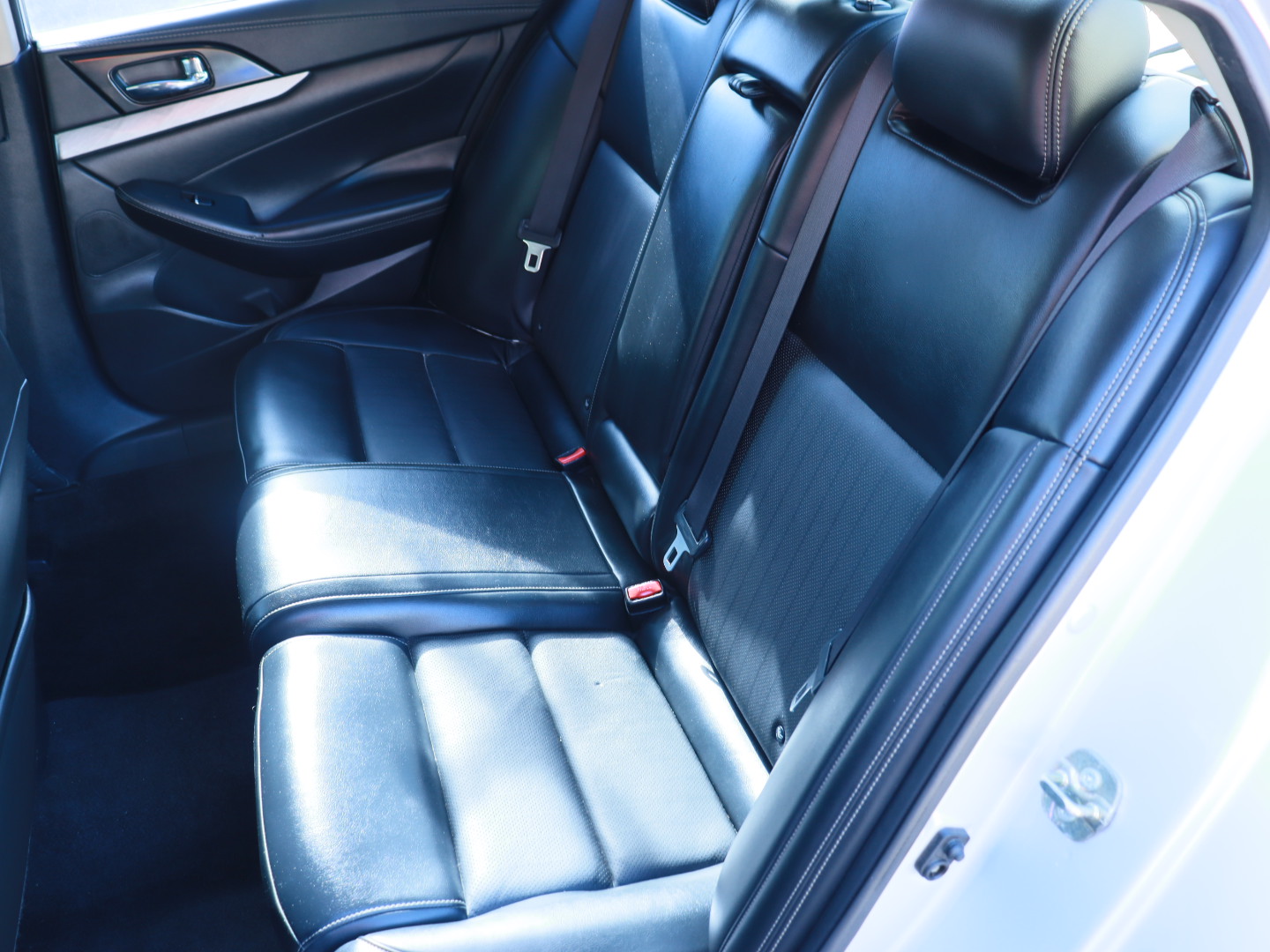 2017 Nissan Maxima SV completo