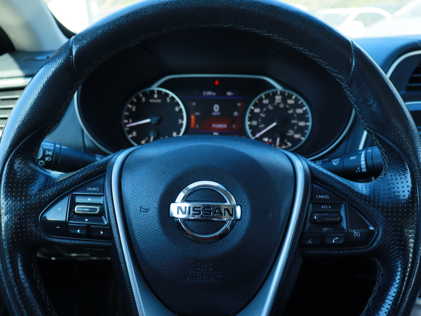 2017 Nissan Maxima SV completo