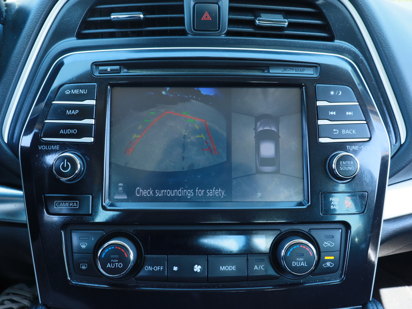 2017 Nissan Maxima SV completo