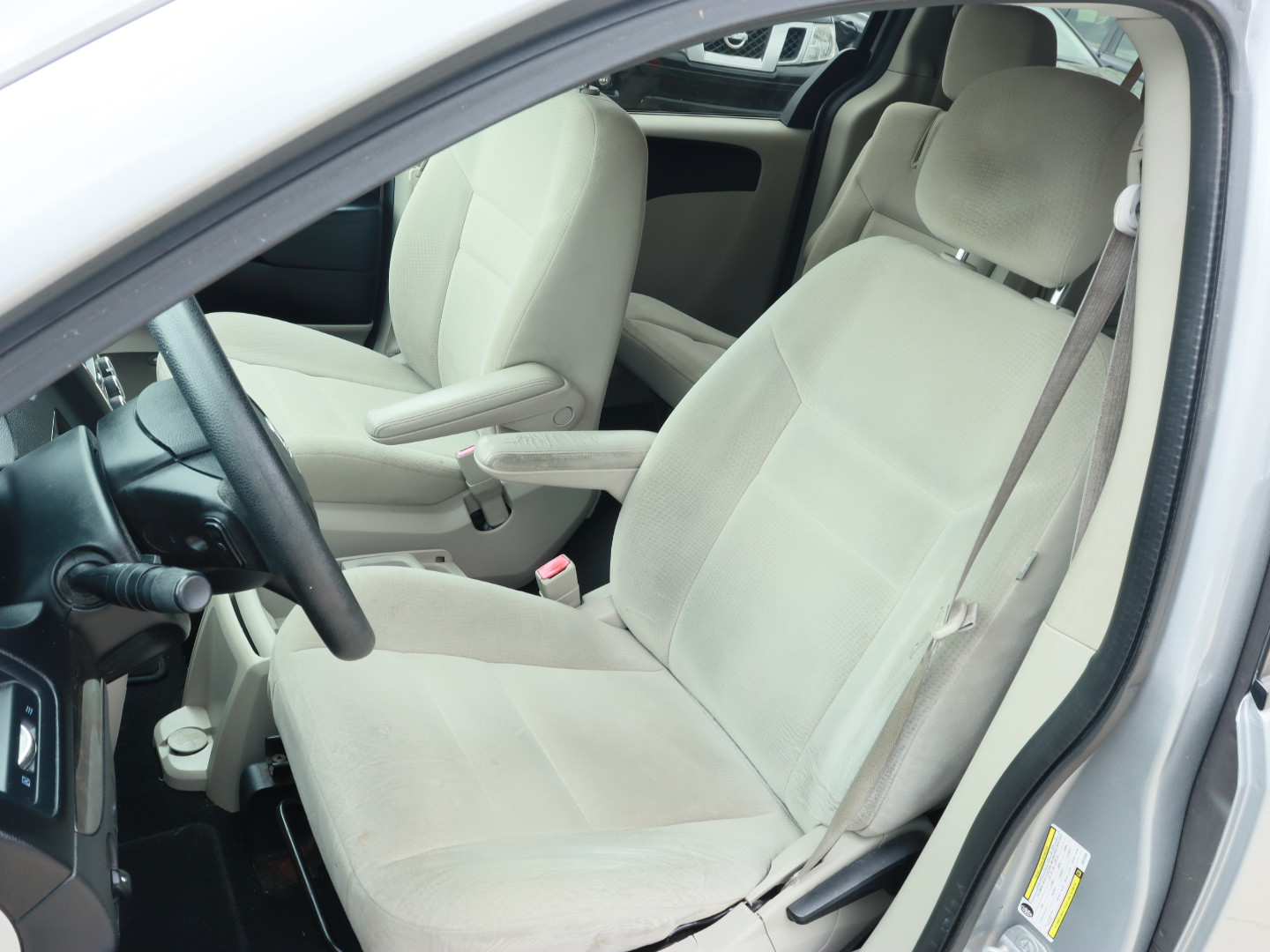 2014 Dodge Grand Caravan SE completo