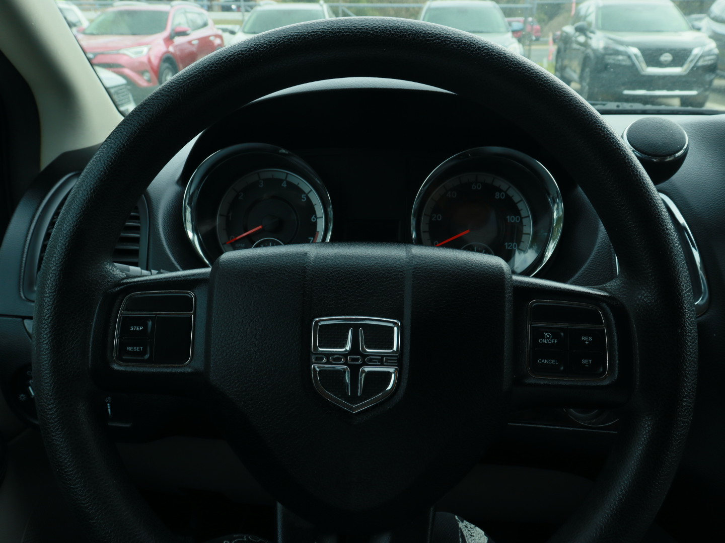 2014 Dodge Grand Caravan SE completo