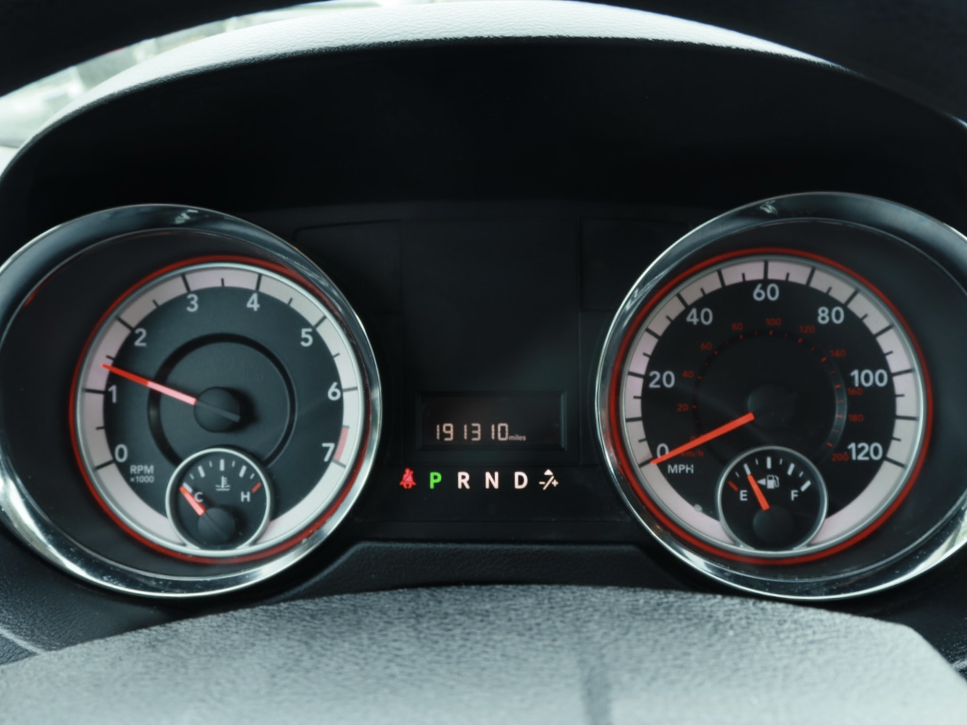 2014 Dodge Grand Caravan SE completo