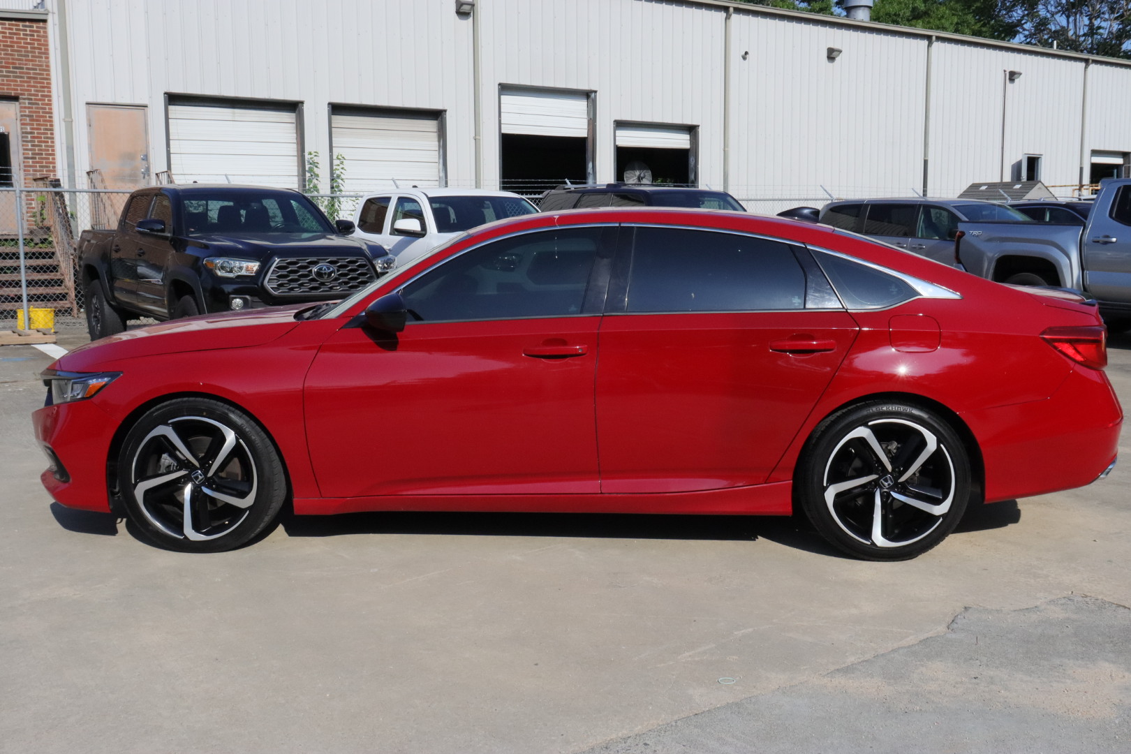 
								2021 Honda Accord Special Edition full									