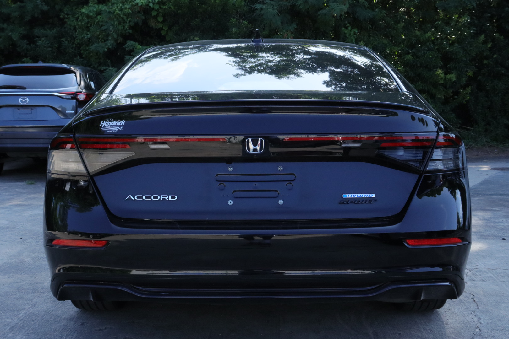 
								2023 Honda Accord Hybrid Sport-L full									