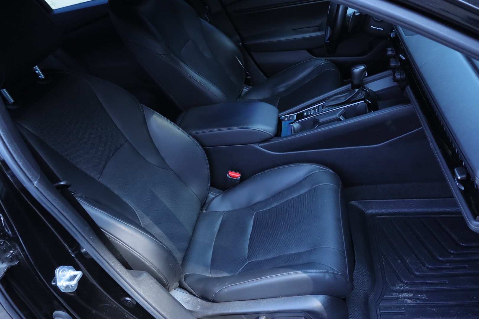 
								2023 Honda Accord Hybrid Sport-L full									