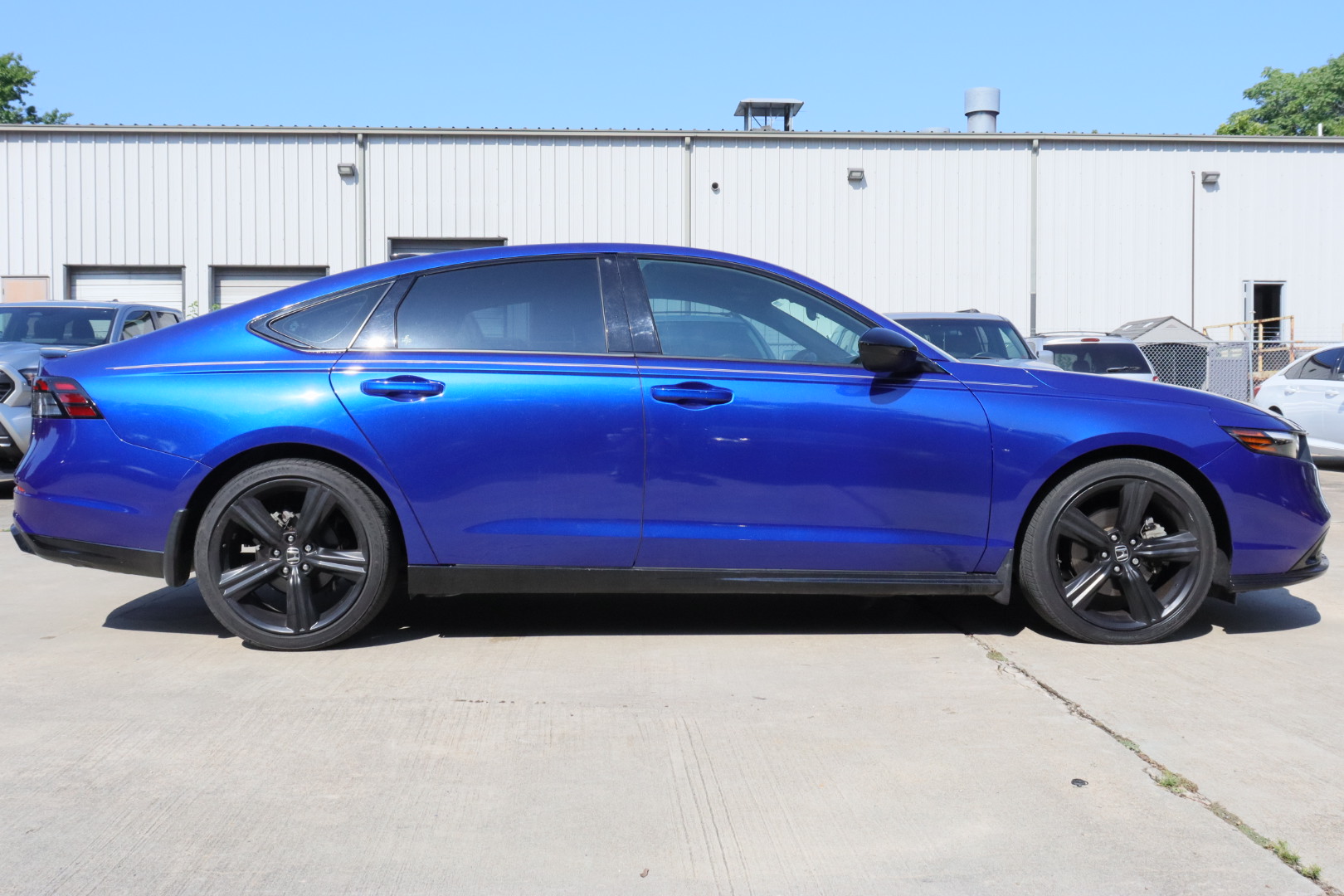 
								2023 Honda Accord Hybrid Sport-L full									