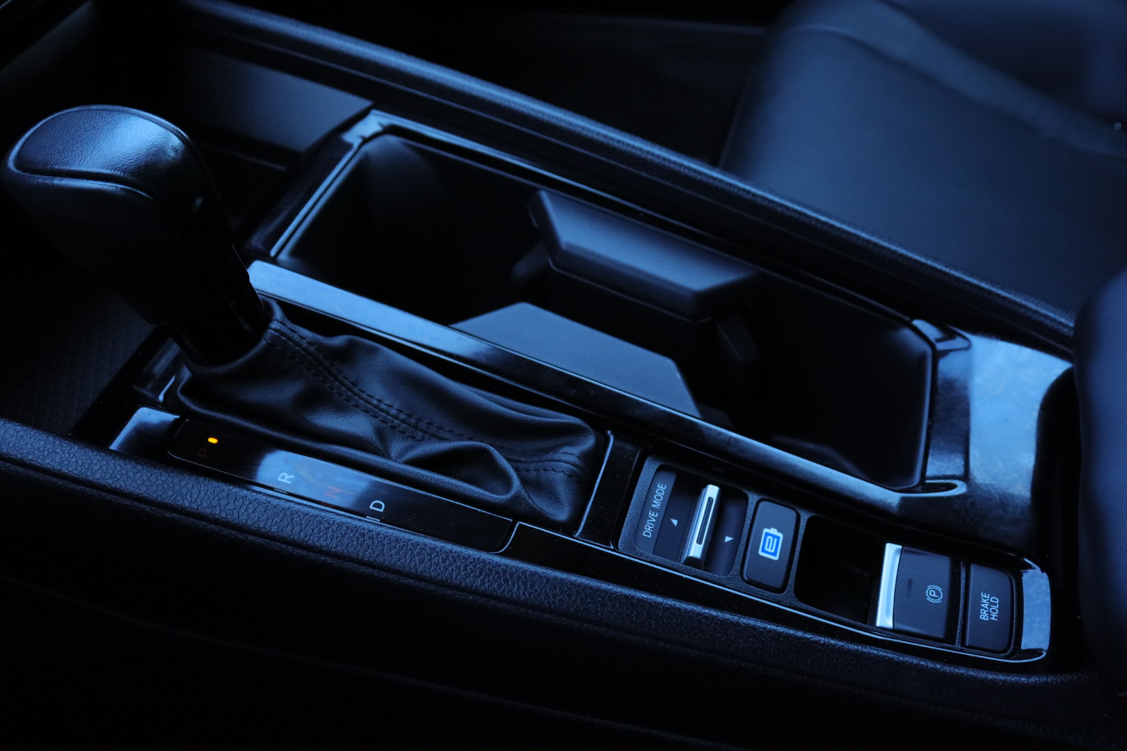 
								2023 Honda Accord Hybrid Sport-L full									