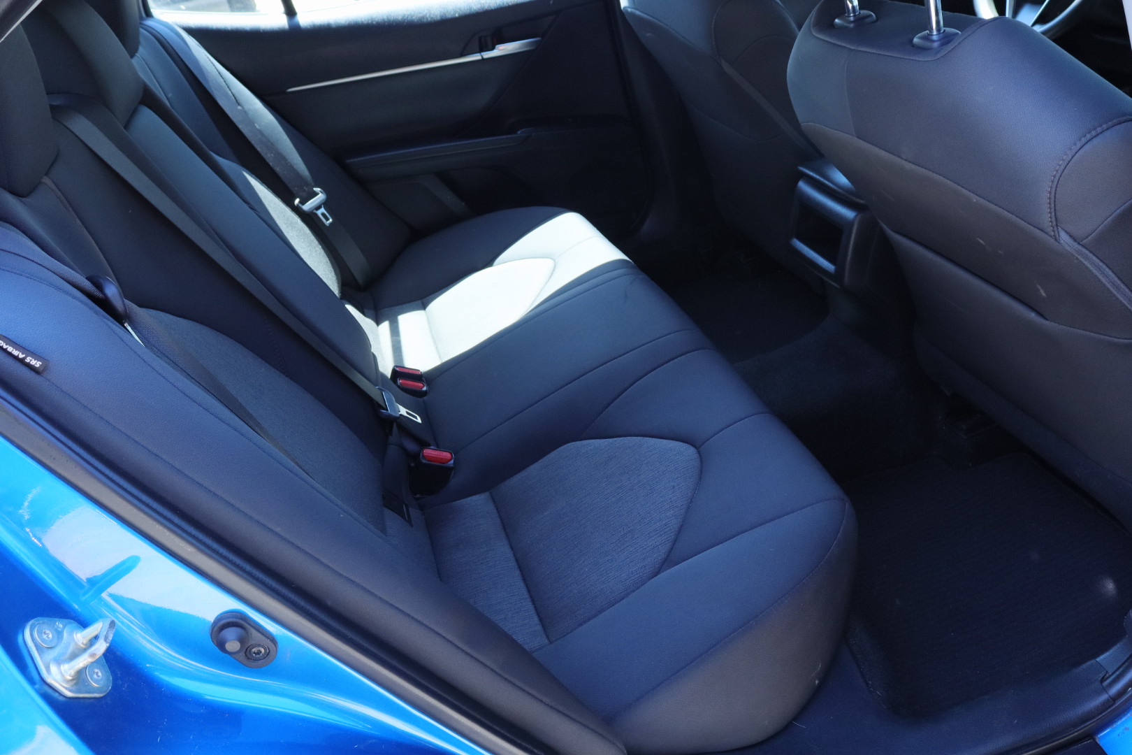 
								2020 Toyota Camry LE full									