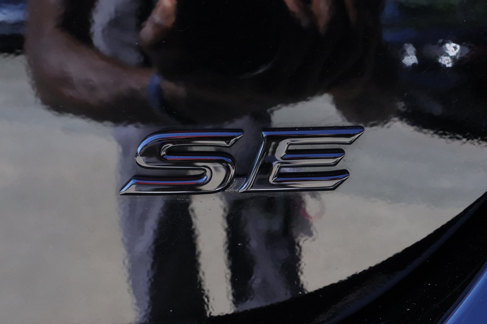 
								2023 Toyota Camry SE full									
