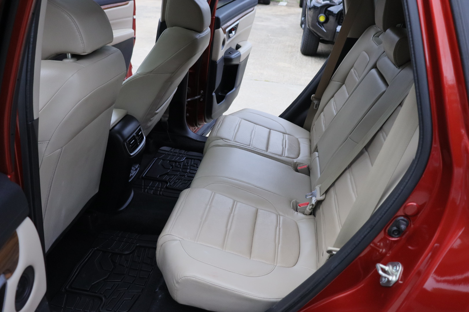 
								2017 Honda CR-V Touring AWD full									