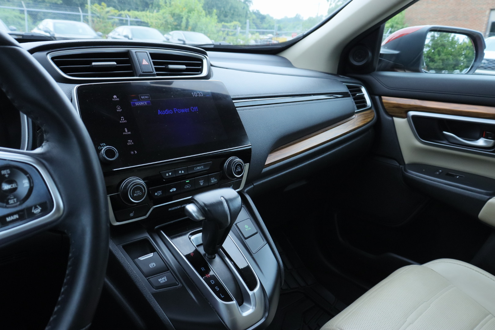
								2017 Honda CR-V Touring AWD full									