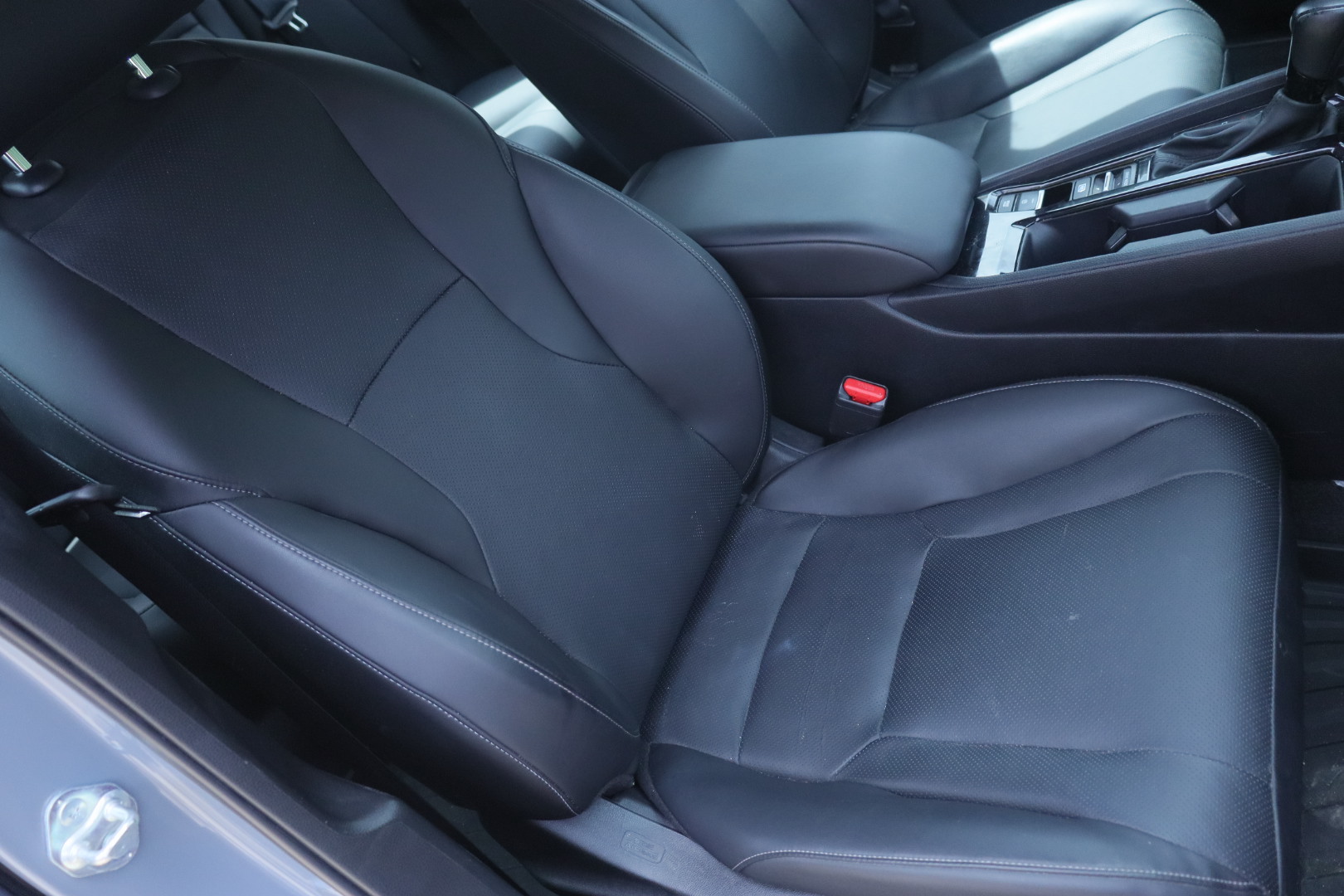 
								2023 Honda Accord EX-L Hybrid full									