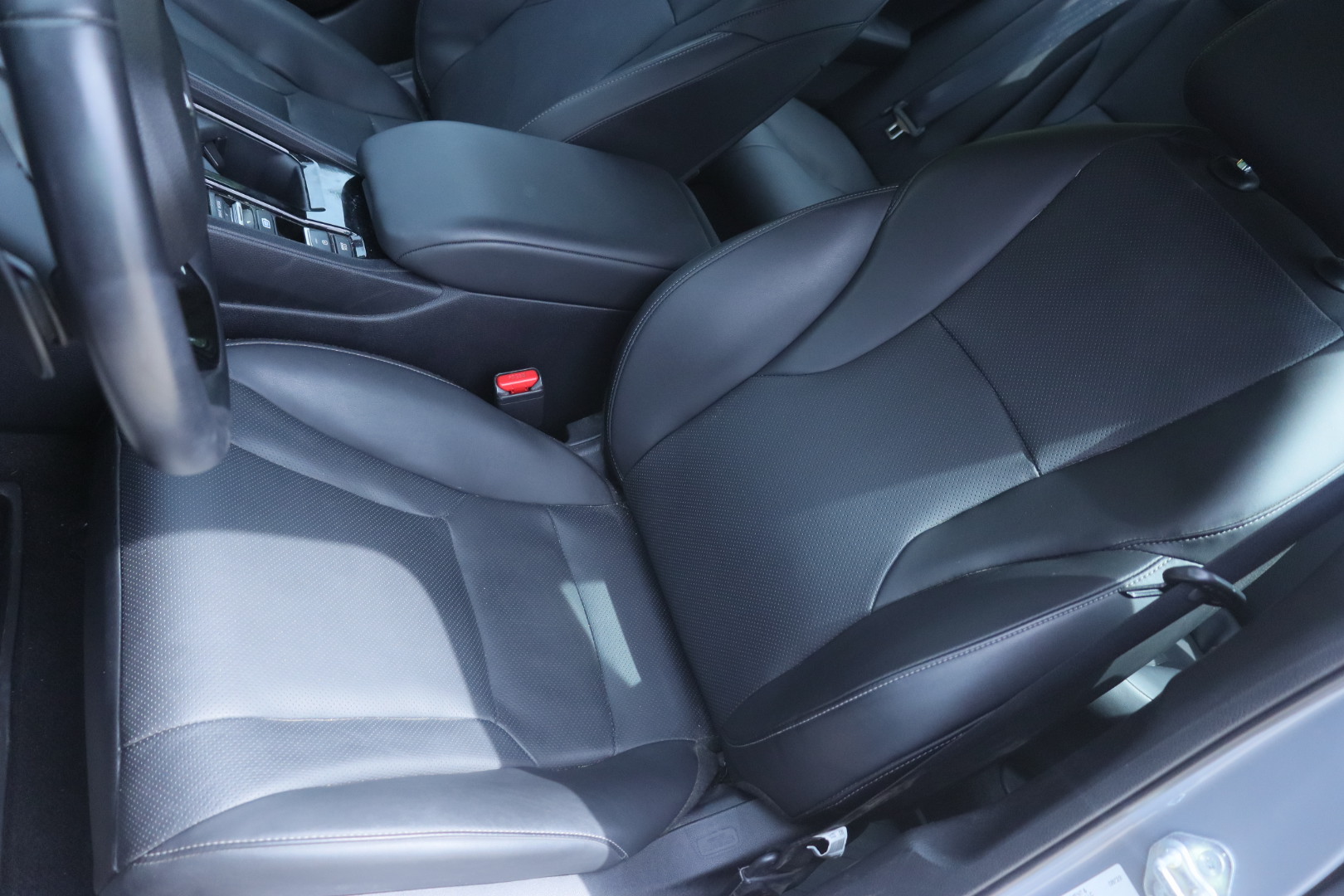
								2023 Honda Accord EX-L Hybrid full									
