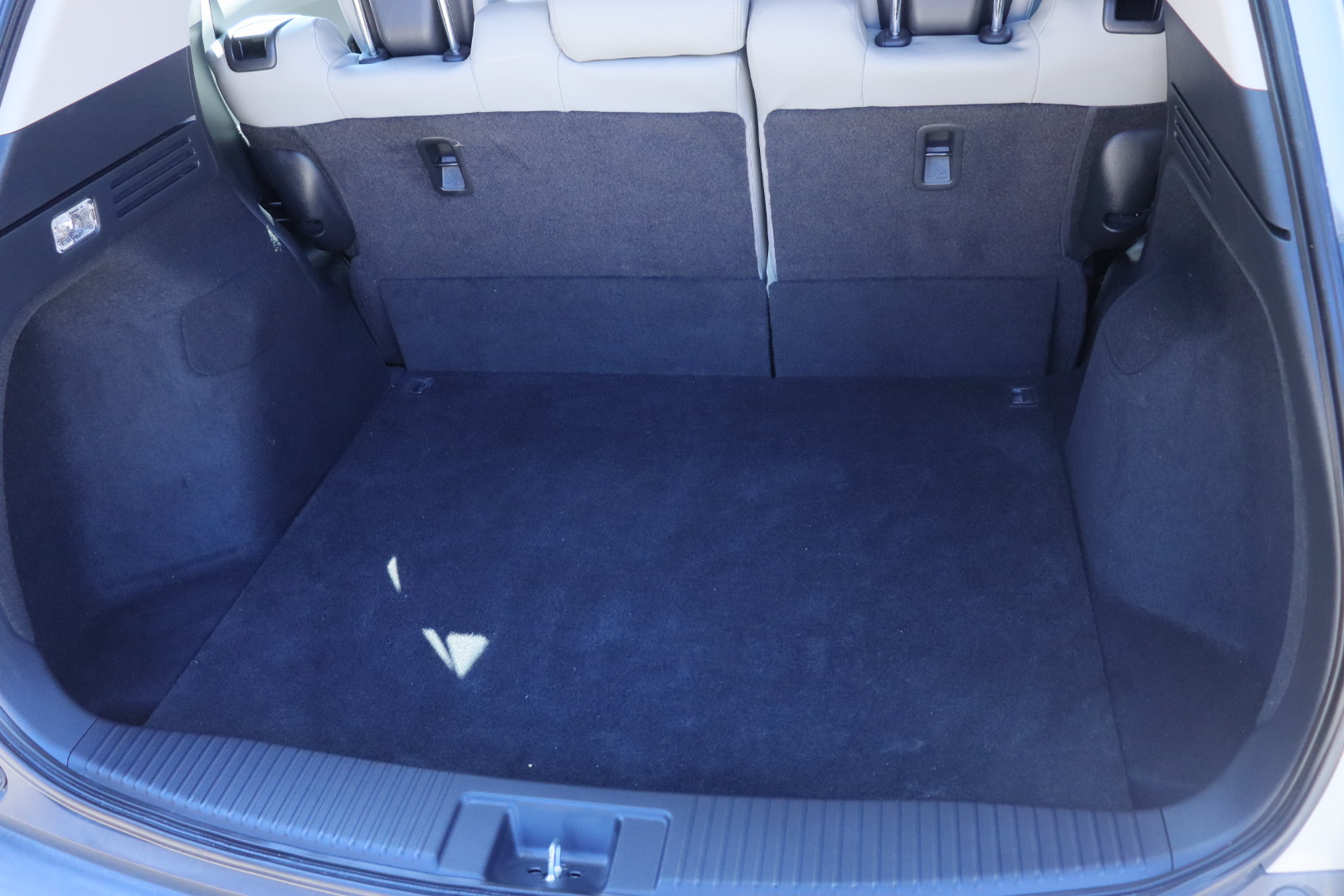 
								2019 Honda HR-V LX AWD full									